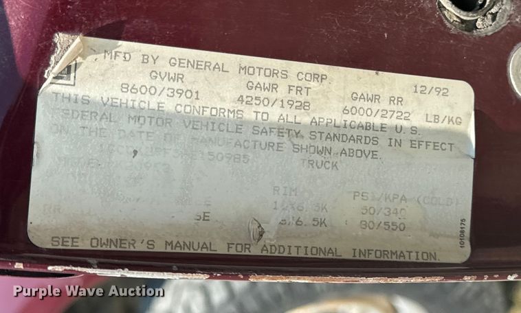 image for item EE7543 1993 Chevrolet  K2500 Ext. Cab flatbed pickup truck