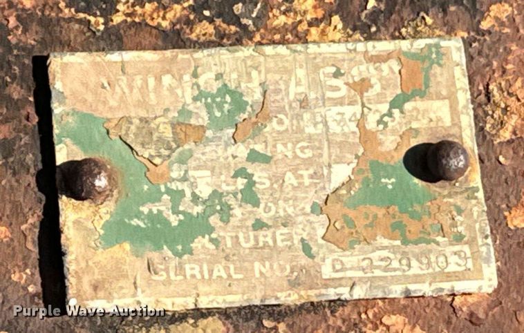 image for item EE7558 1967 Kaiser winch truck