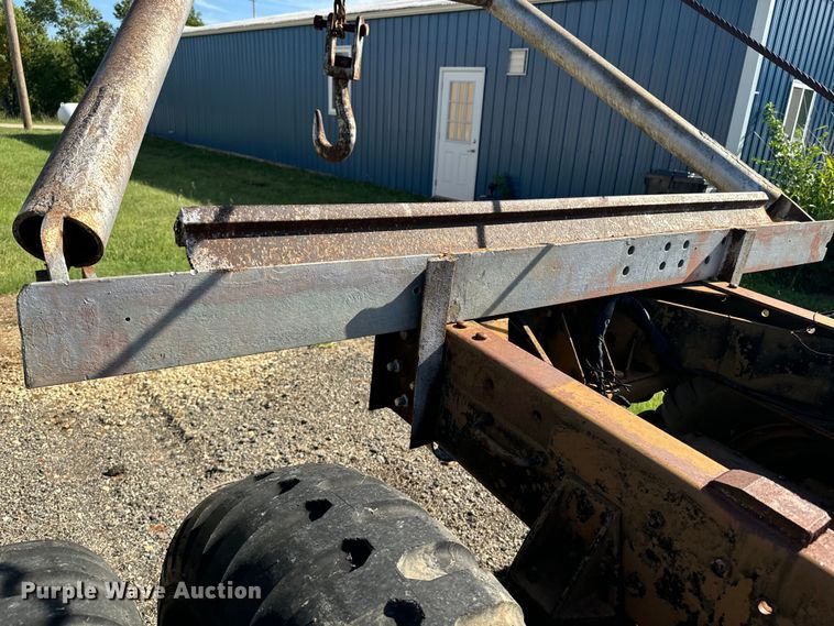 image for item EE7558 1967 Kaiser winch truck