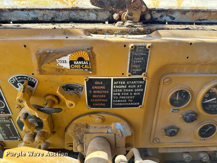 image for item EE7558 1967 Kaiser winch truck