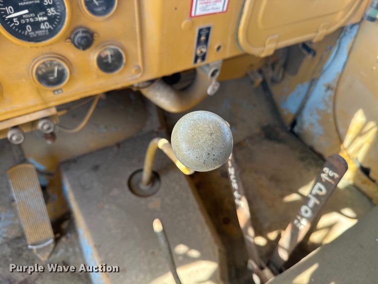 image for item EE7558 1967 Kaiser winch truck