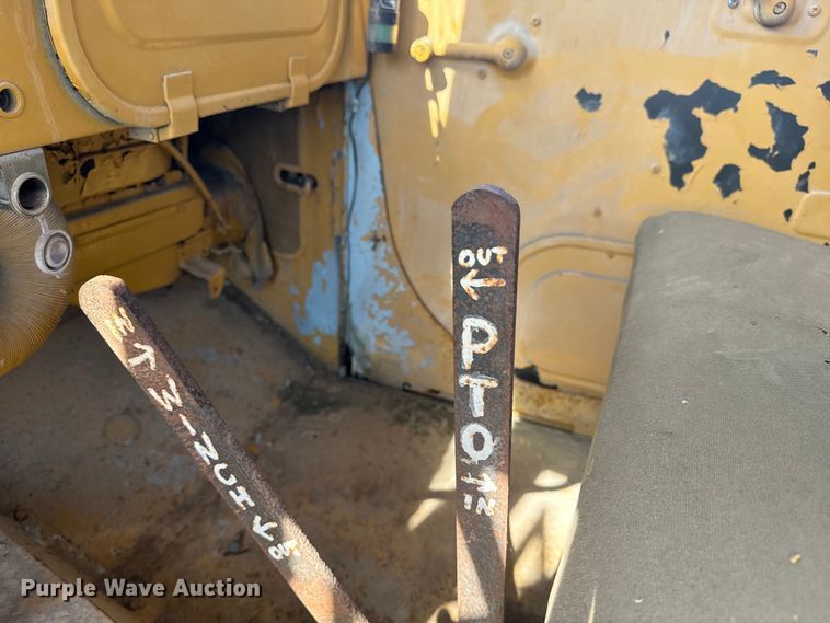 image for item EE7558 1967 Kaiser winch truck