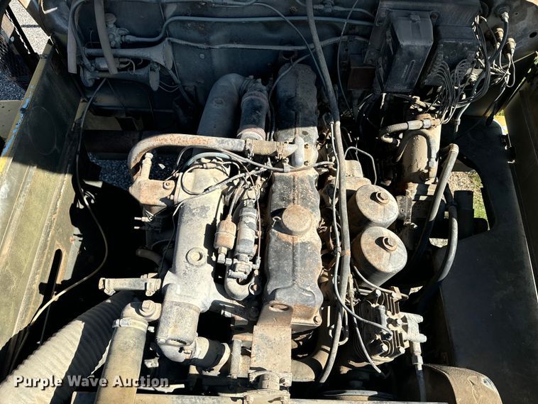 image for item EE7558 1967 Kaiser winch truck