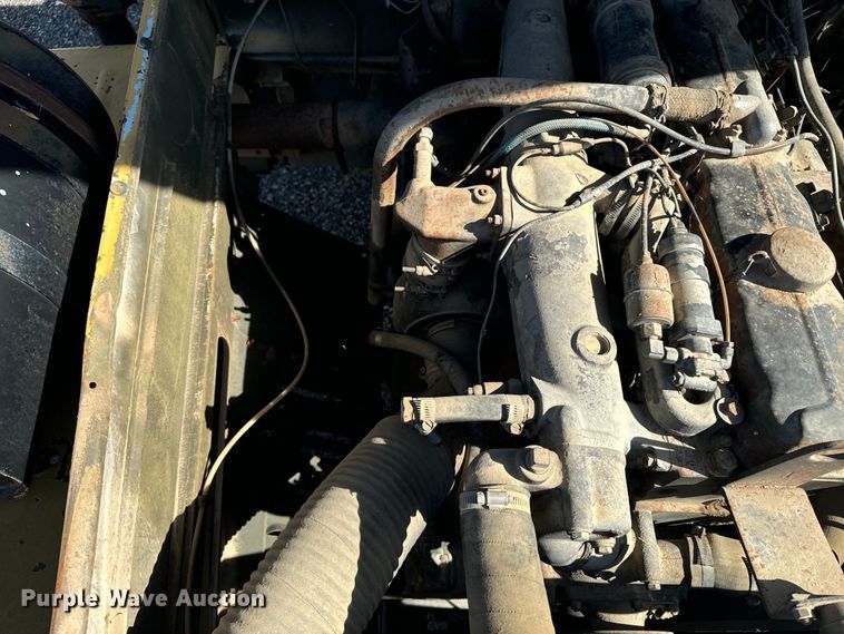 image for item EE7558 1967 Kaiser winch truck