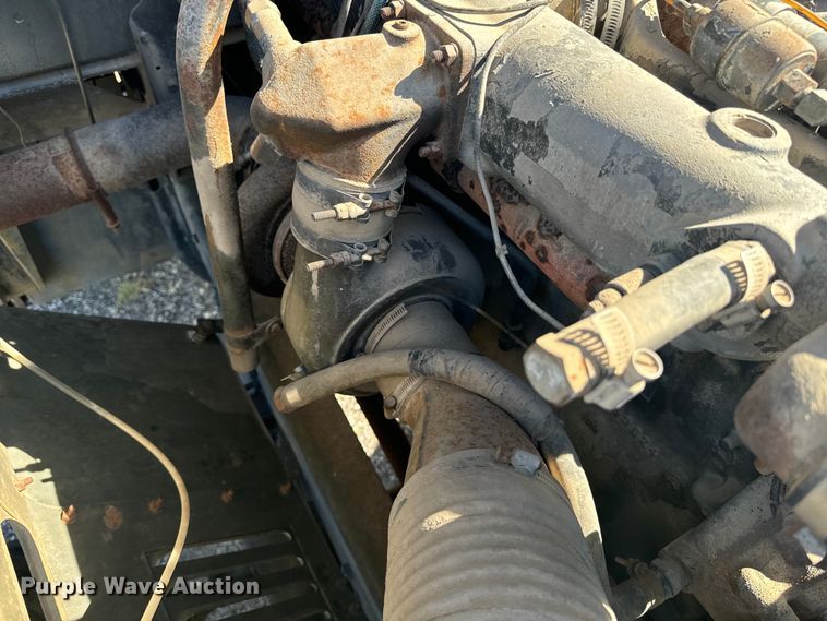 image for item EE7558 1967 Kaiser winch truck