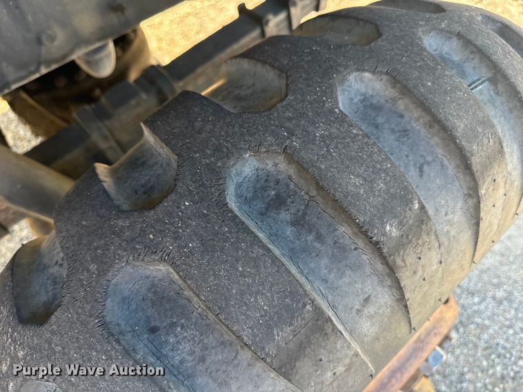 image for item EE7558 1967 Kaiser winch truck