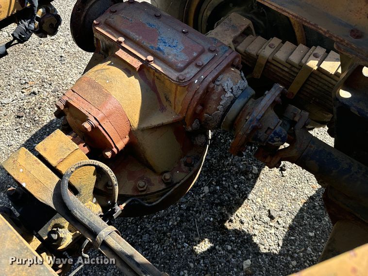 image for item EE7558 1967 Kaiser winch truck