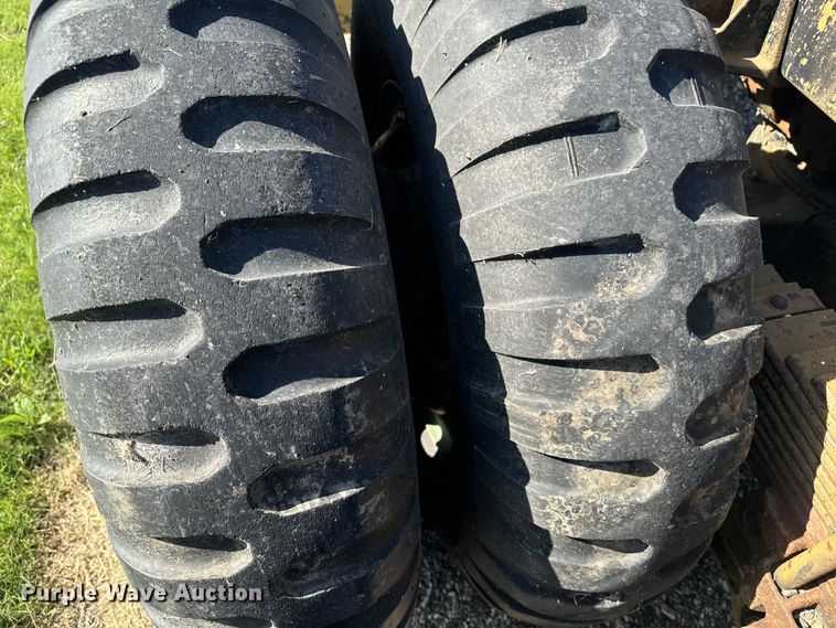 image for item EE7558 1967 Kaiser winch truck