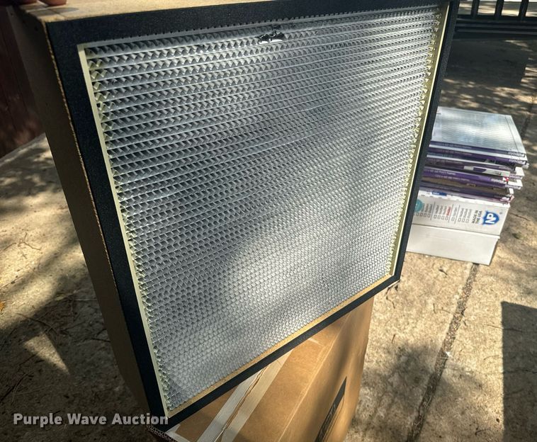 image for item EE7581 Abatement Technologies  H2KM air purifier