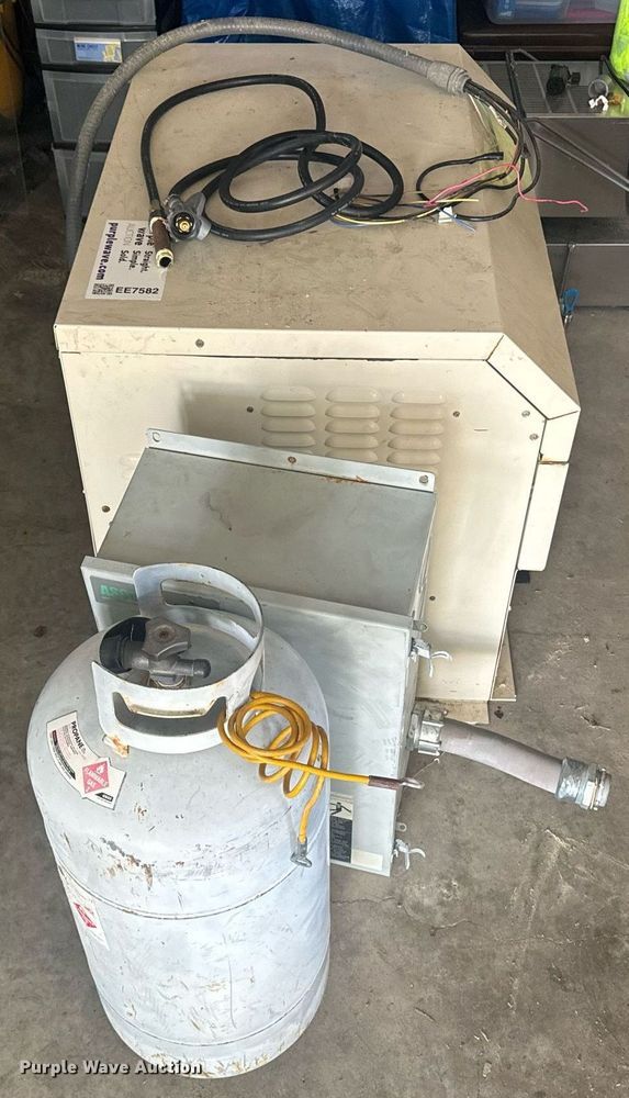 image for item EE7582 Coleman Power Station 10000 generator