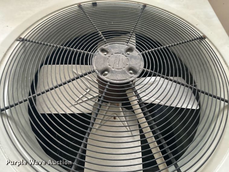 image for item EE7583 Trane YSC090E3EHA0D0 AC unit