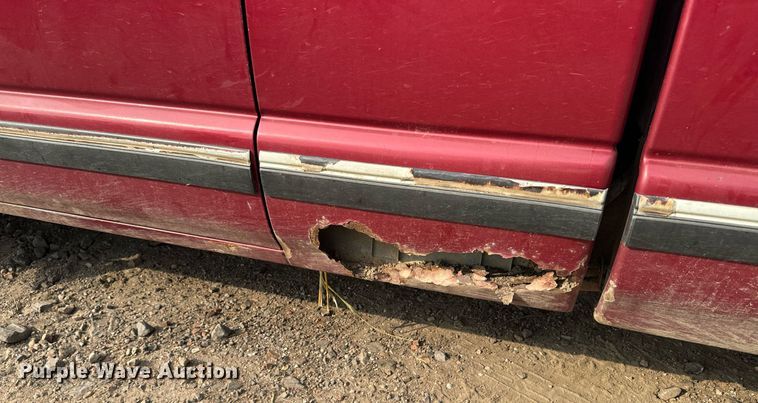 image for item EE7585 1996 Chevrolet S10 Ext. Cab pickup truck