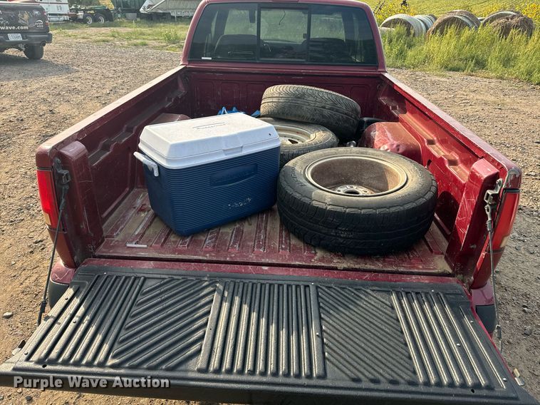 image for item EE7585 1996 Chevrolet S10 Ext. Cab pickup truck