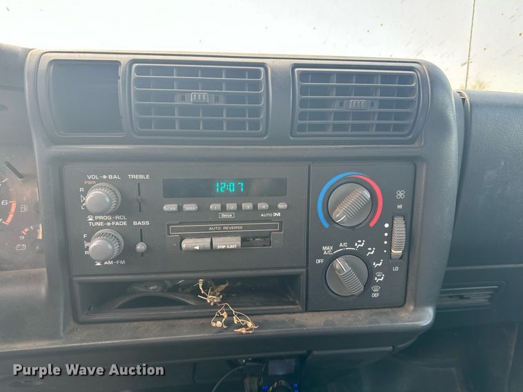 image for item EE7585 1996 Chevrolet S10 Ext. Cab pickup truck