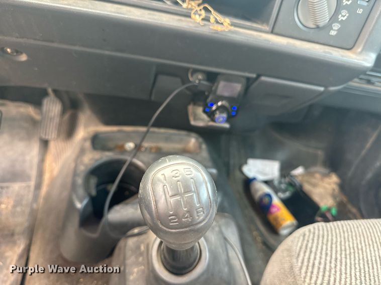 image for item EE7585 1996 Chevrolet S10 Ext. Cab pickup truck