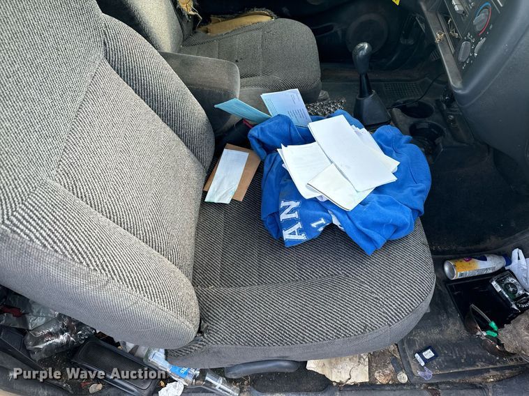 image for item EE7585 1996 Chevrolet S10 Ext. Cab pickup truck