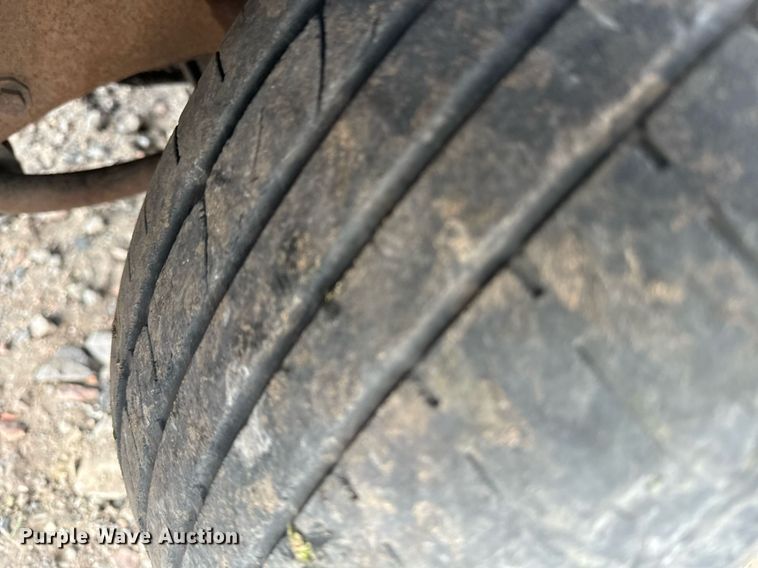 image for item EE7585 1996 Chevrolet S10 Ext. Cab pickup truck