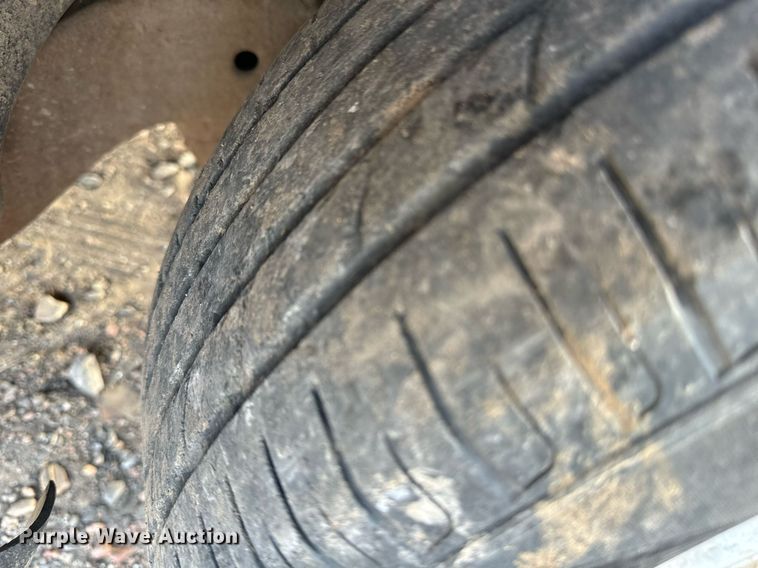 image for item EE7585 1996 Chevrolet S10 Ext. Cab pickup truck