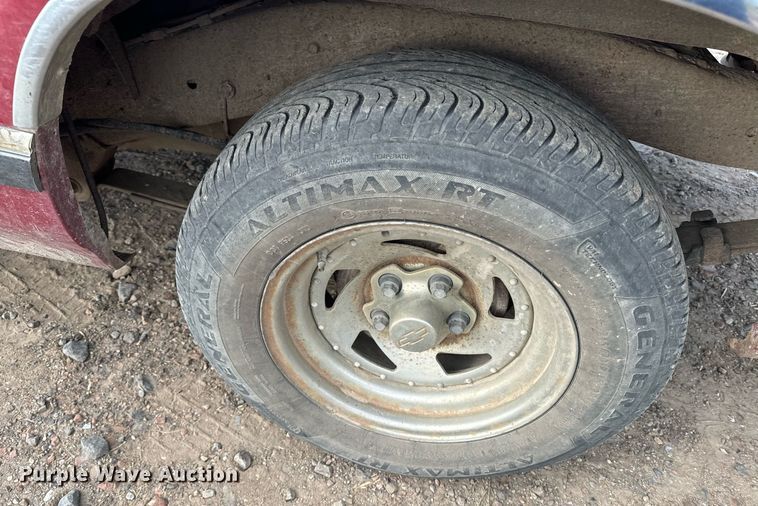 image for item EE7585 1996 Chevrolet S10 Ext. Cab pickup truck