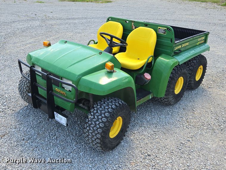 image for item EE8492 1998 John Deere  Gator utility vehicle