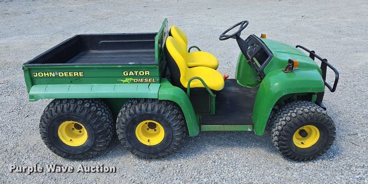 image for item EE8492 1998 John Deere  Gator utility vehicle
