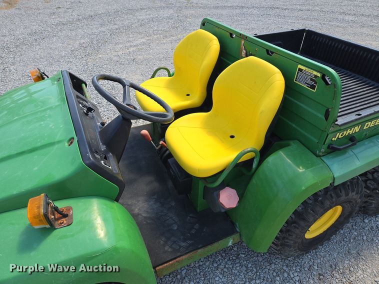 image for item EE8492 1998 John Deere  Gator utility vehicle