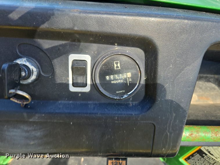 image for item EE8492 1998 John Deere  Gator utility vehicle
