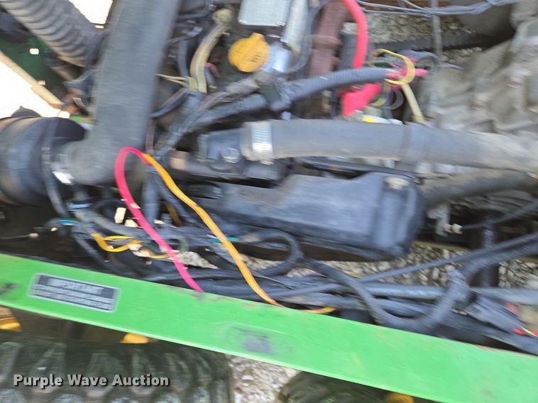 image for item EE8492 1998 John Deere  Gator utility vehicle