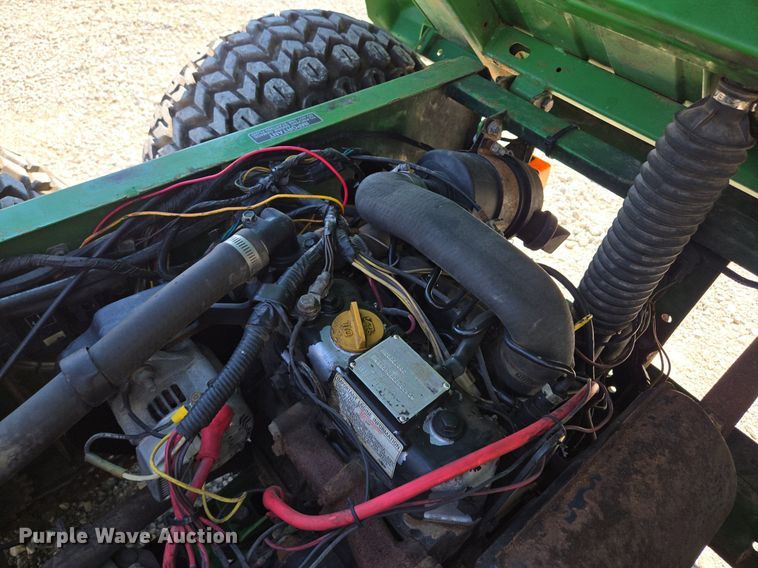 image for item EE8492 1998 John Deere  Gator utility vehicle