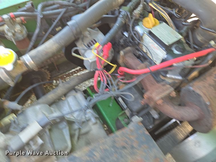 image for item EE8492 1998 John Deere  Gator utility vehicle