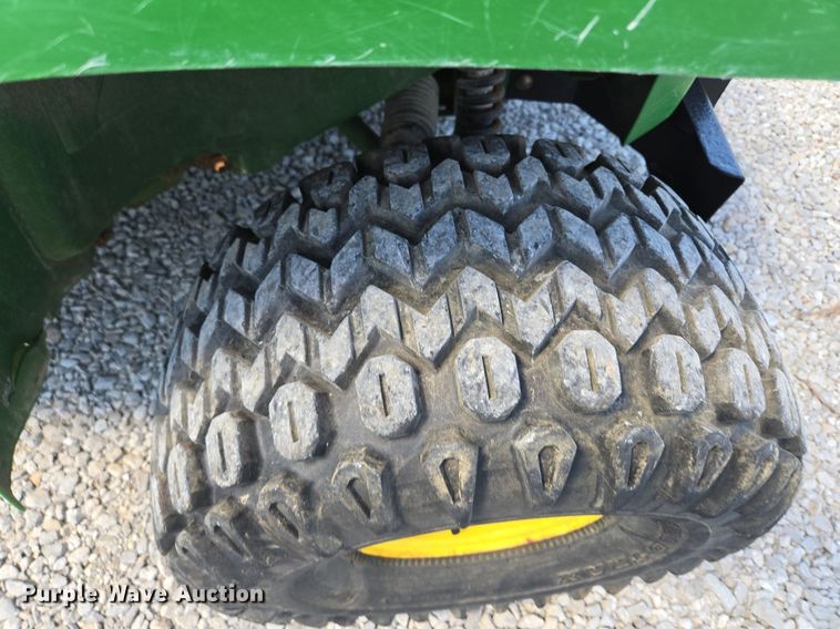 image for item EE8492 1998 John Deere  Gator utility vehicle