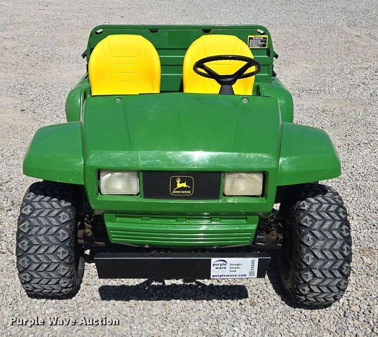 image for item EE8493 1999 John Deere Gator utility vehicle