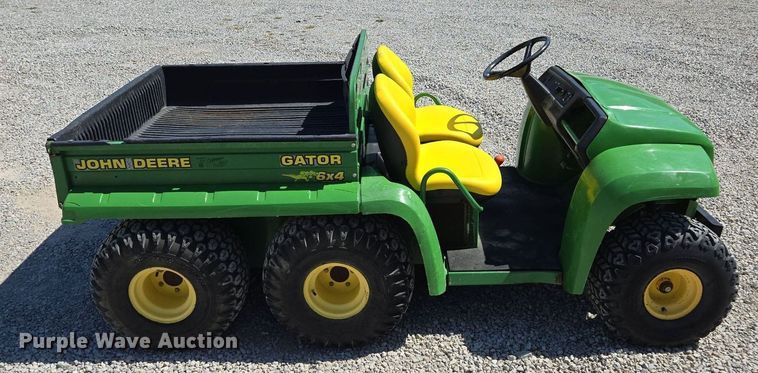 image for item EE8493 1999 John Deere Gator utility vehicle