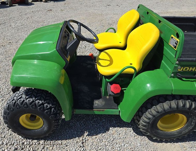 image for item EE8493 1999 John Deere Gator utility vehicle