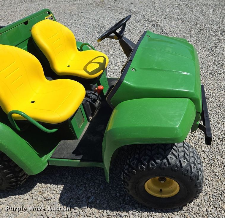 image for item EE8493 1999 John Deere Gator utility vehicle