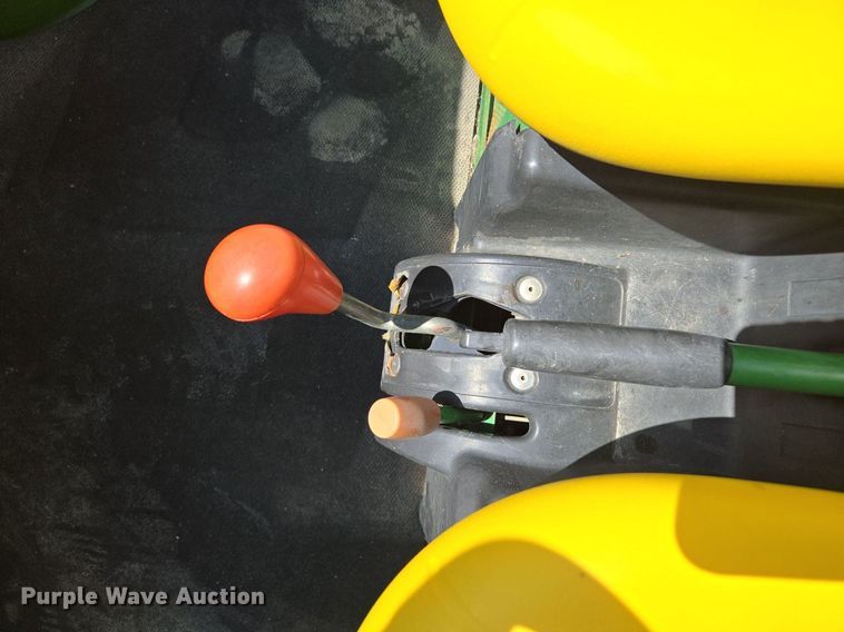 image for item EE8493 1999 John Deere Gator utility vehicle