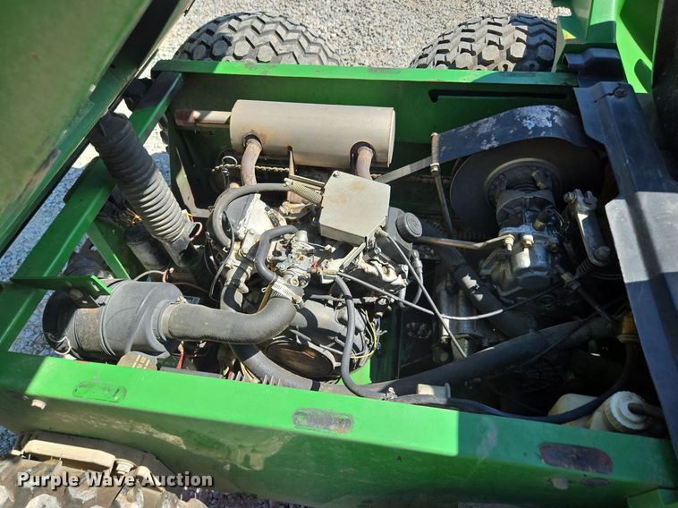 image for item EE8493 1999 John Deere Gator utility vehicle