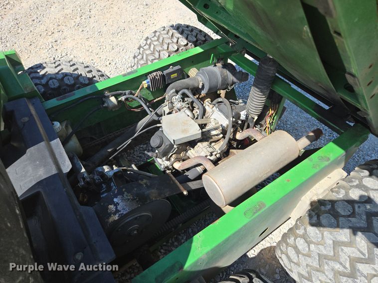 image for item EE8493 1999 John Deere Gator utility vehicle