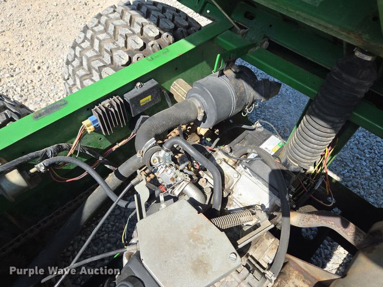 image for item EE8493 1999 John Deere Gator utility vehicle