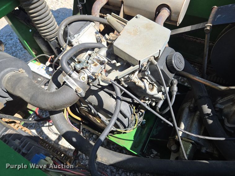 image for item EE8493 1999 John Deere Gator utility vehicle