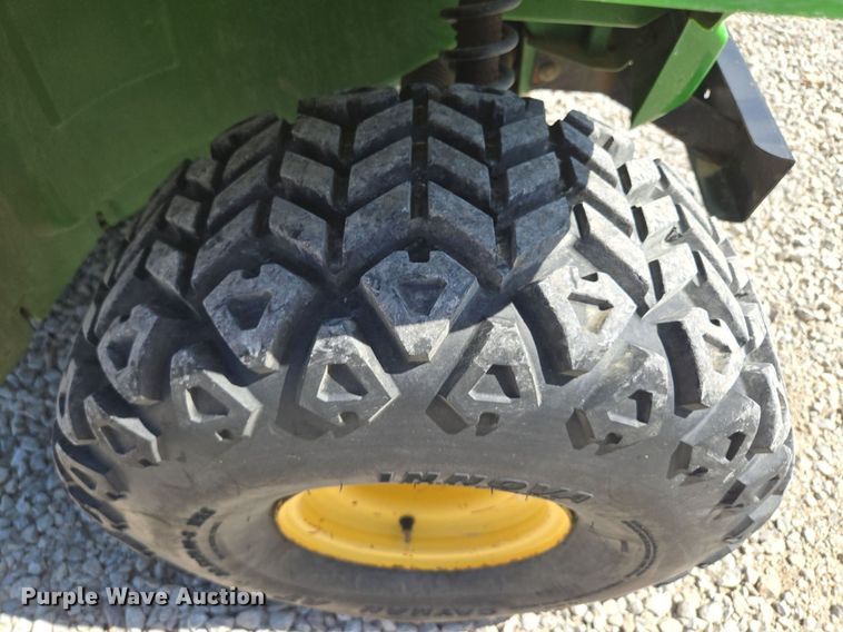 image for item EE8493 1999 John Deere Gator utility vehicle