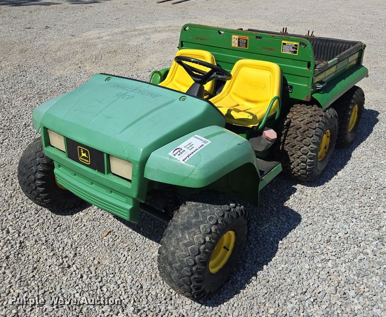 image for item EE8494 John Deere  Gator  utility vehicle