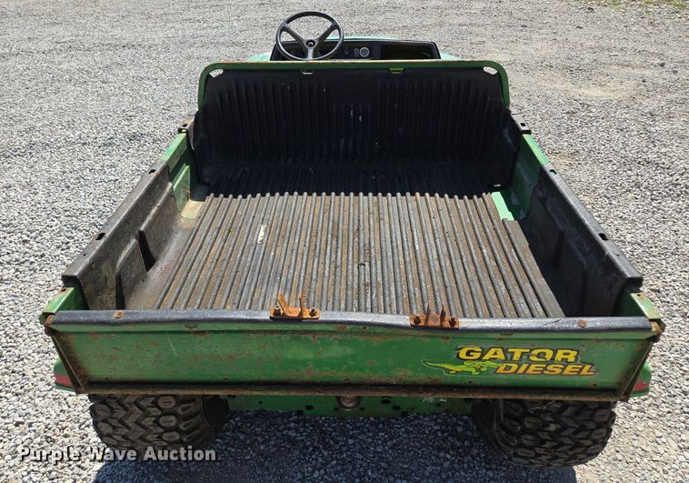 image for item EE8494 John Deere  Gator  utility vehicle