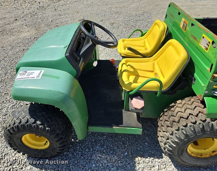 image for item EE8494 John Deere  Gator  utility vehicle