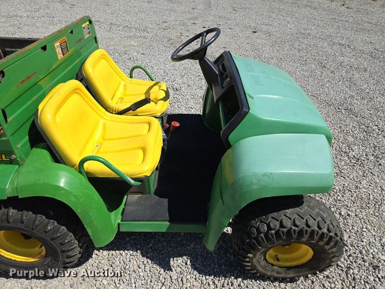 image for item EE8494 John Deere  Gator  utility vehicle
