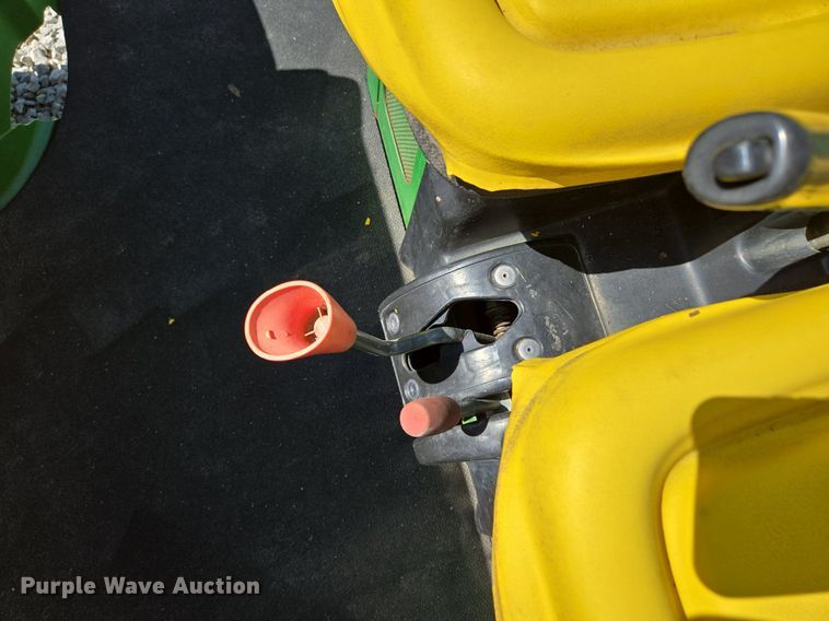 image for item EE8494 John Deere  Gator  utility vehicle