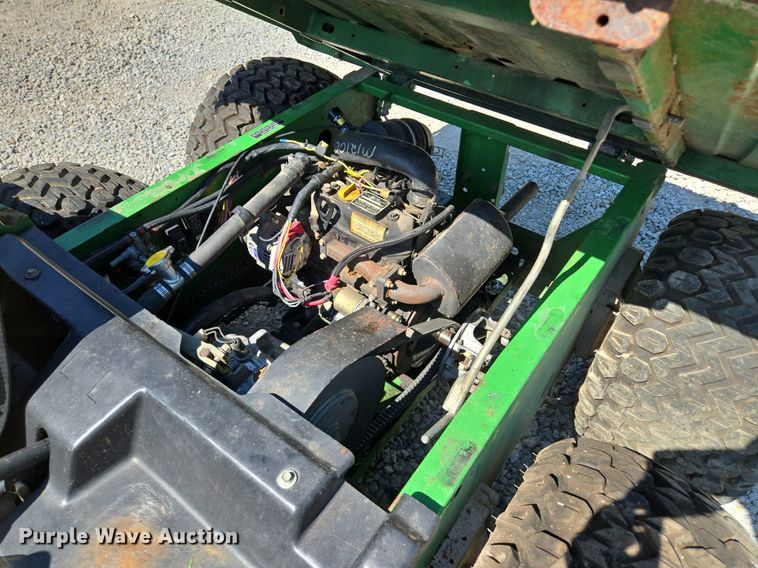 image for item EE8494 John Deere  Gator  utility vehicle