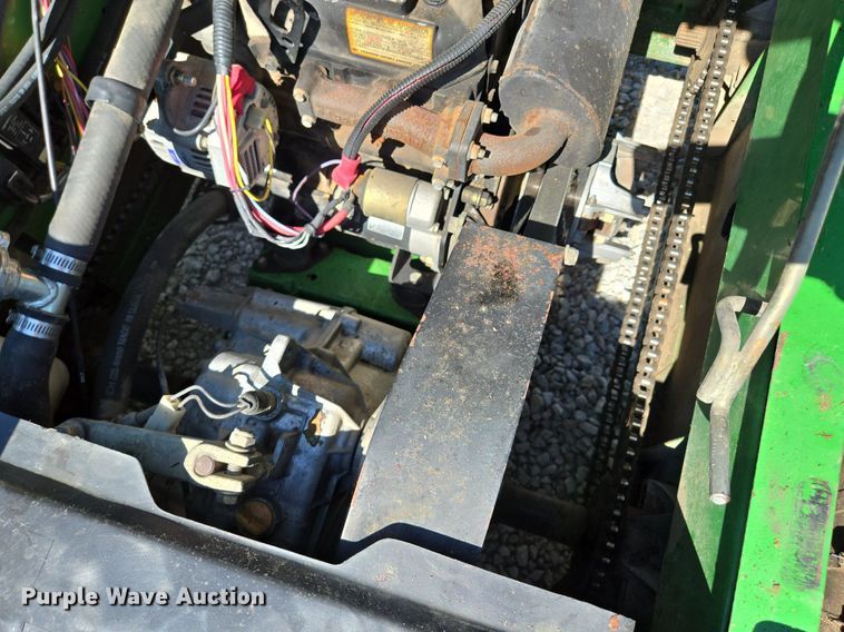 image for item EE8494 John Deere  Gator  utility vehicle