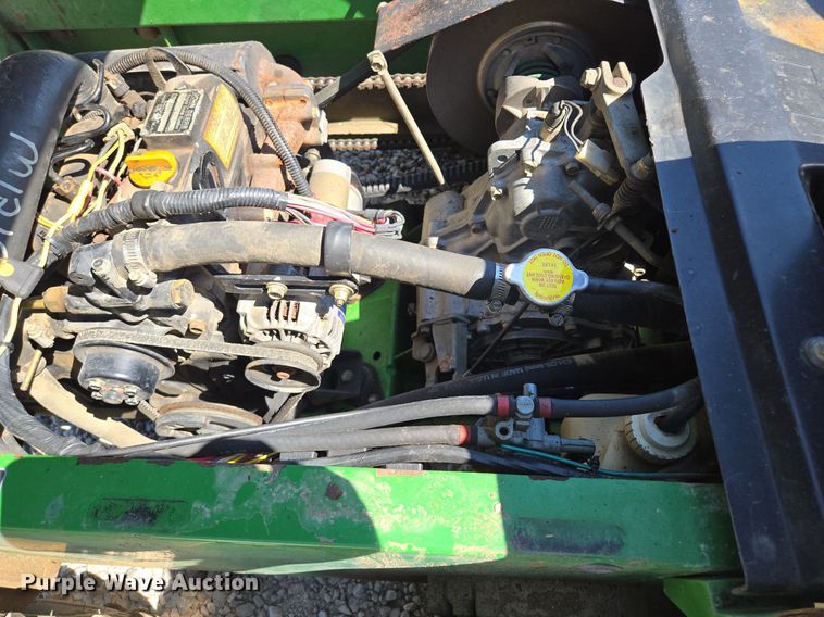 image for item EE8494 John Deere  Gator  utility vehicle