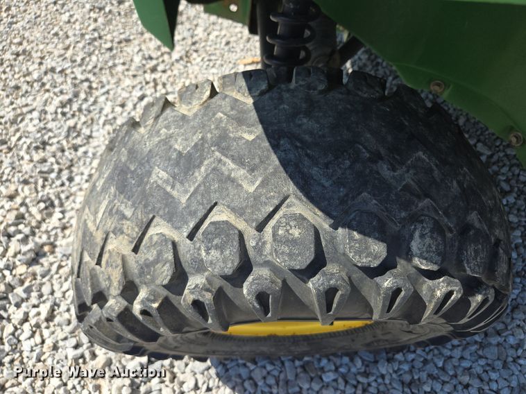 image for item EE8494 John Deere  Gator  utility vehicle